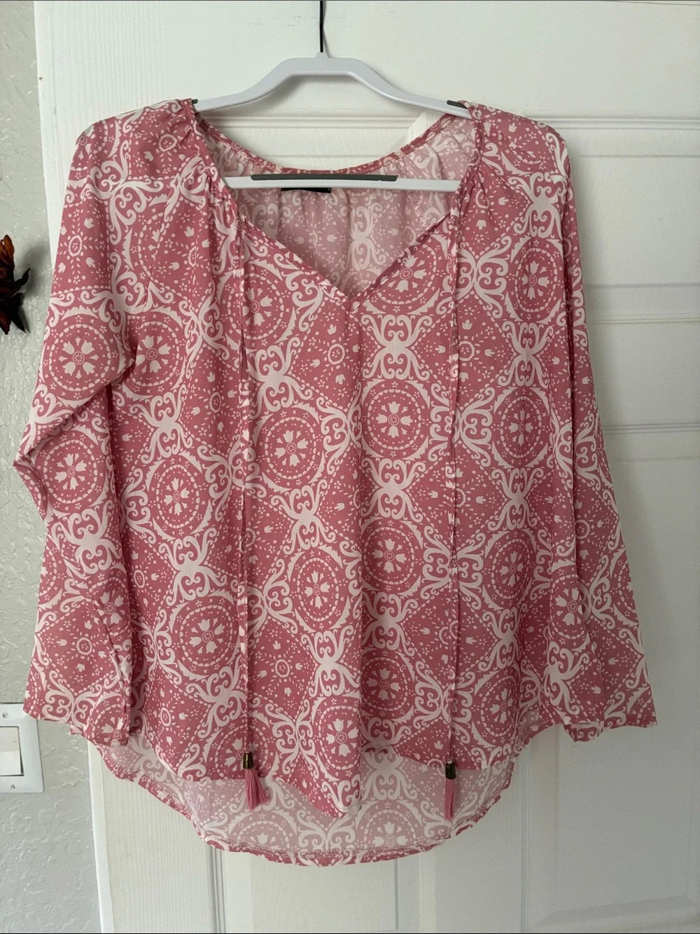 Pink Printed V-Neck Tassel Blouse